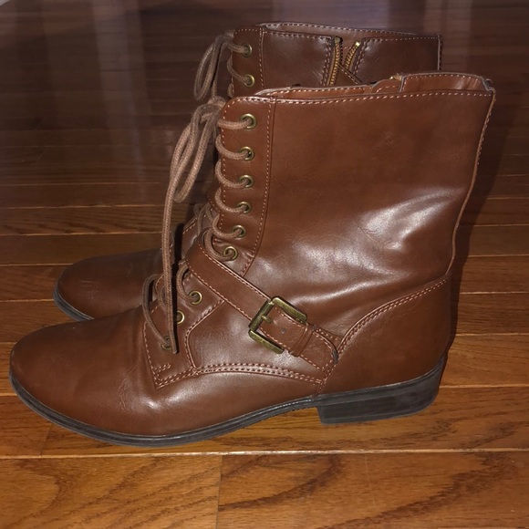 Combat boots!! - Picture 2 of 2